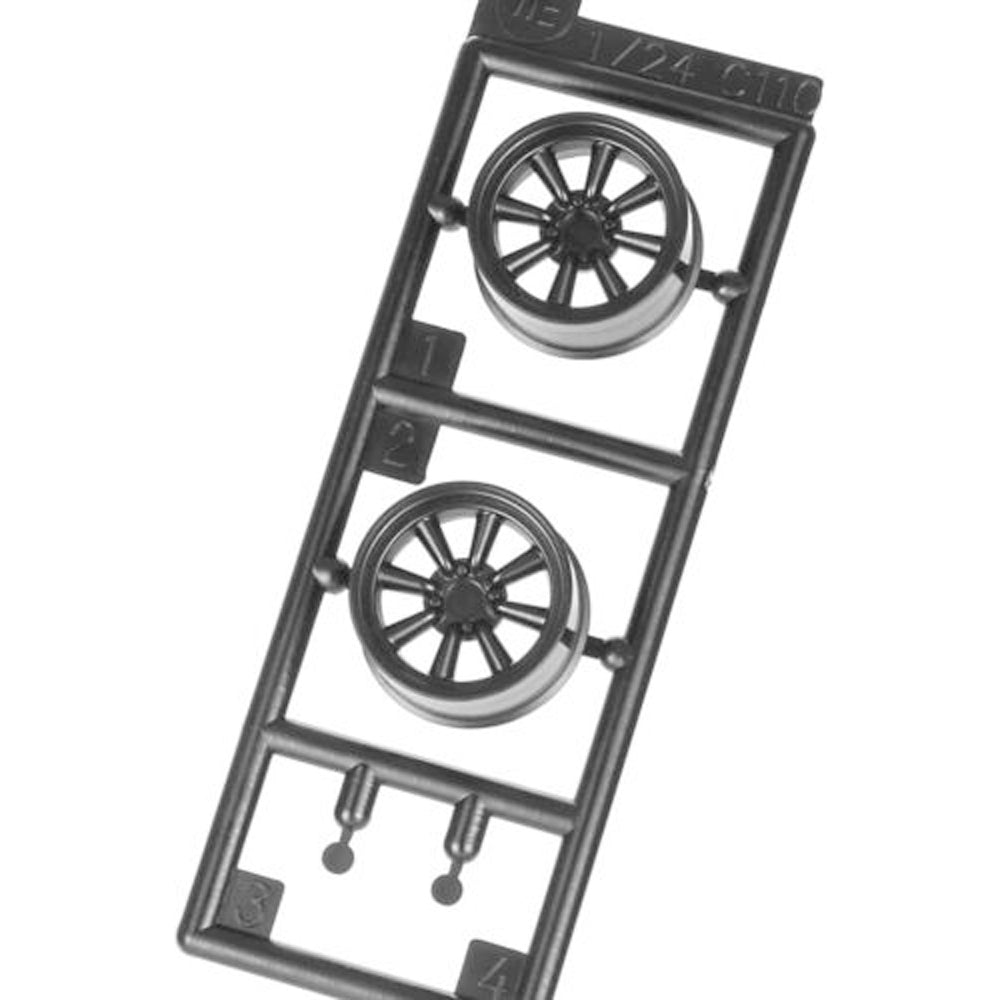Nissan Fairlady 240ZG "Custom Wheel" 1/24 Scale Model