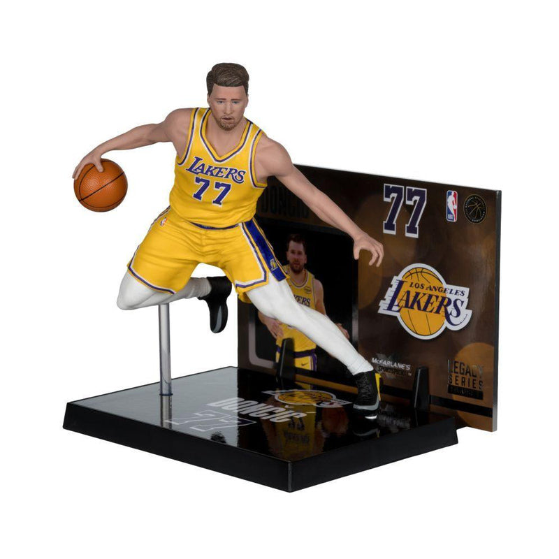 NBA Luka Doncic (La Lakers) Posed Figure