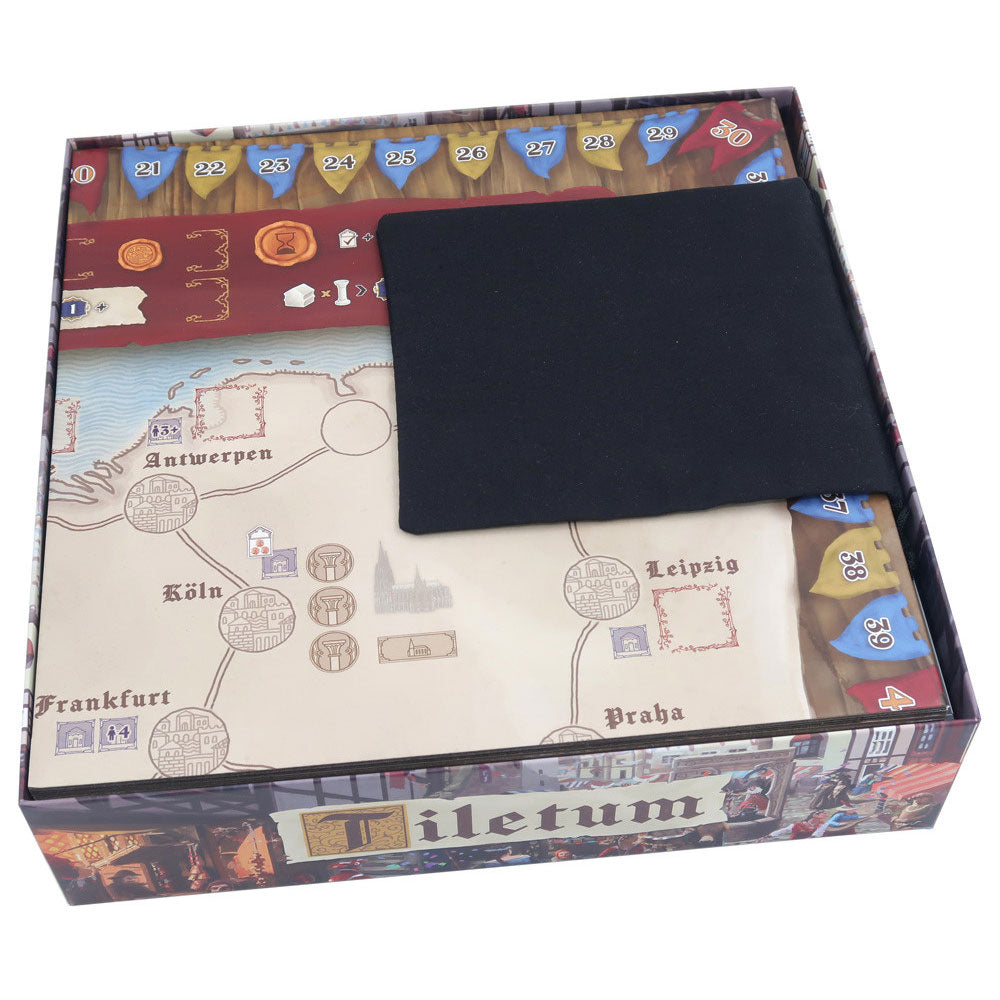 Gefaltete Weltraumspieleinsätze