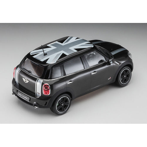 Mini Cooper S Countryman ALL4 Black Jack 1/24 Scale Model